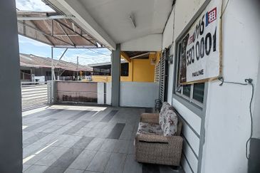 TAMAN PENGKALAN PERTAMA