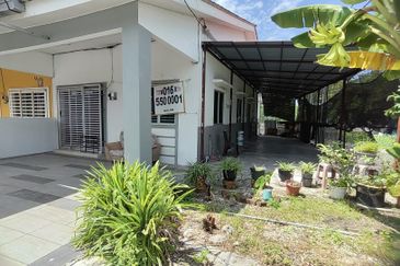 TAMAN PENGKALAN PERTAMA