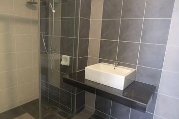 Upper East @ Tiger Lane