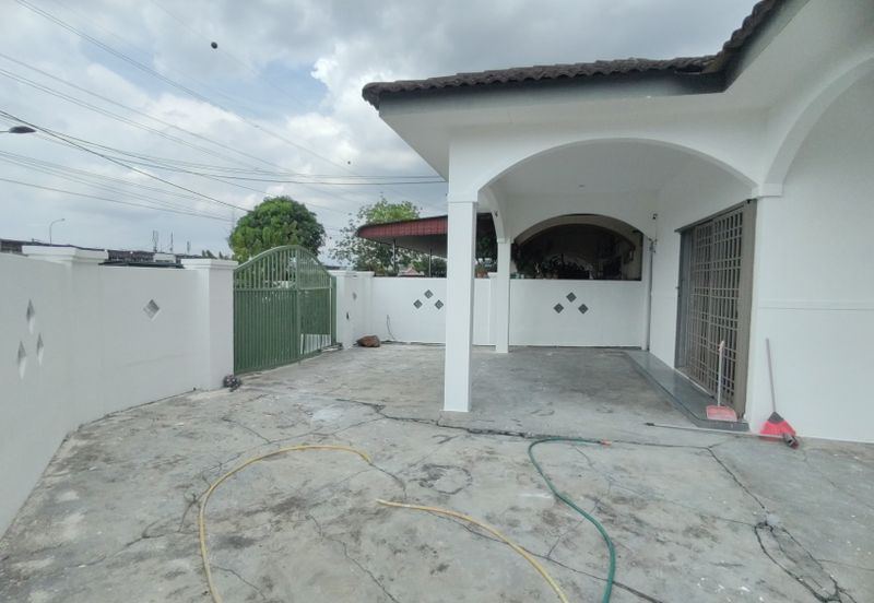 MEDAN PENGKALAN BIDARI