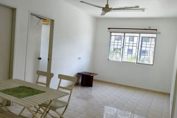 Permai Lake View Apartments