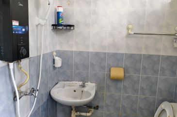 Permai Lake View Apartments