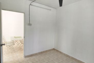 Permai Lake View Apartments