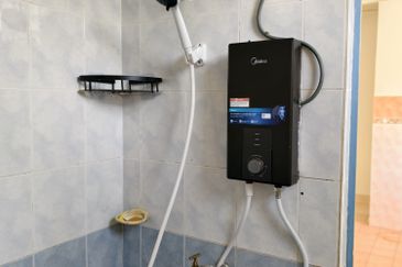 Permai Lake View Apartments