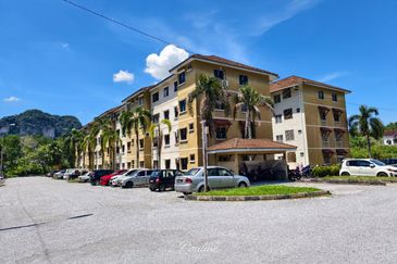 Permai Lake View Apartments