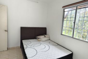 Permai Lake View Apartments