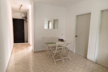 Permai Lake View Apartments