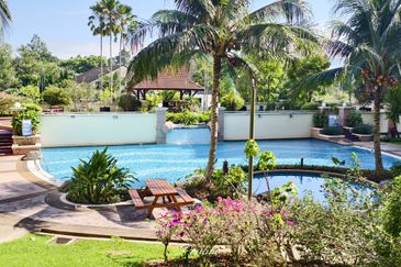 MERU VALLEY RESORT (GOLF VISTA APARTMENT