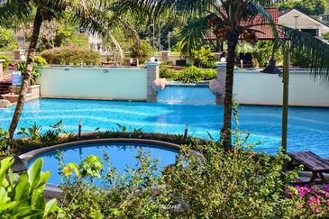 MERU VALLEY RESORT (GOLF VISTA APARTMENT