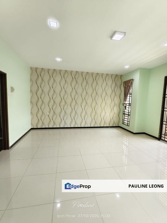 Taman Pengkalan barat gated community , Perak, Ipoh