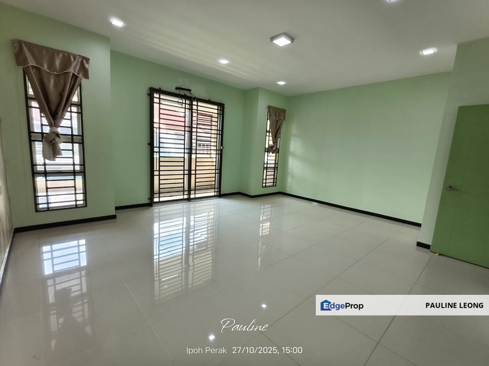 Taman Pengkalan barat gated community , Perak, Ipoh