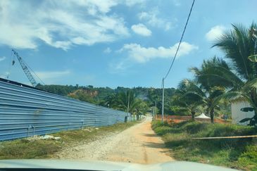 PREMIUM AGRICULTURE LAND RESIDENTIAL ZONING FREEHOLD BUKIT CHERAKAH, SELANGOR