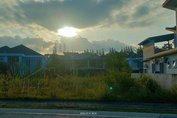 GREEN STREET HOMES (SEREMBAN 2)