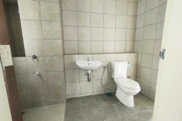 Dayana @Nilai Impian