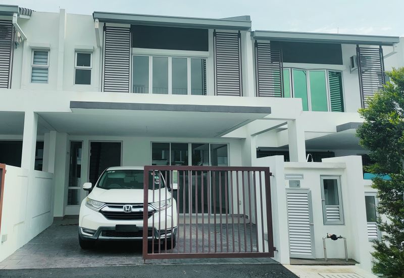 Dayana @Nilai Impian