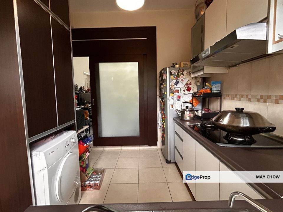 Suria Utama Townhouse Bandar Utama 12 Petaling Jaya - Great value & prime location property For Sale, Selangor, Bandar Utama