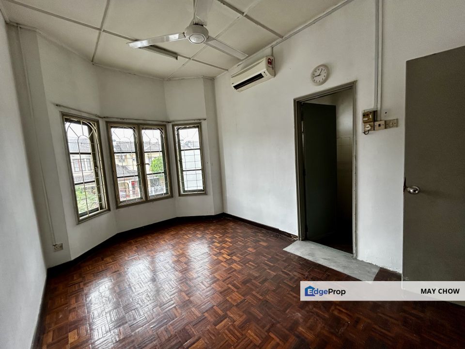 USJ 12 , USJ - Intermediate 2-storey house For Sale, Selangor, USJ
