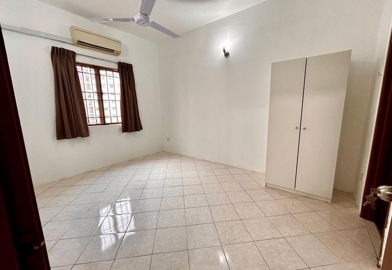 Bayu Puteri Apartment