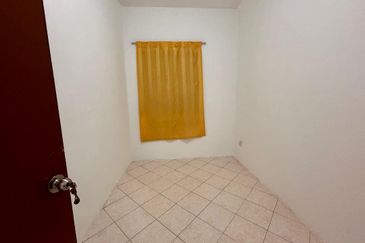 Bayu Puteri Apartment