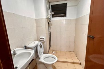 Bayu Puteri Apartment