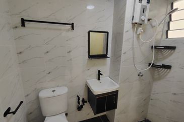 Bayu Puteri Apartment