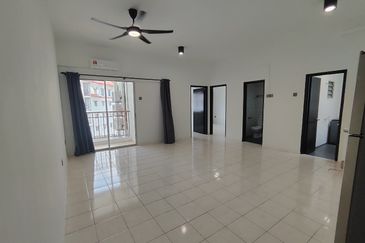 Bayu Puteri Apartment