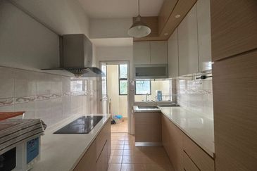 Meridian Townhouse Jalan SS23/12 - 3R/2B for rent 