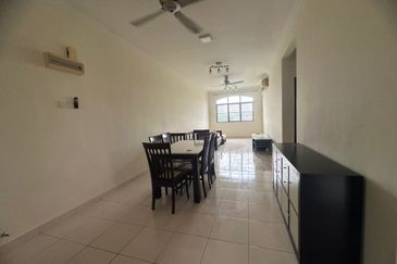 Meridian Townhouse Jalan SS23/12 - 3R/2B for rent 