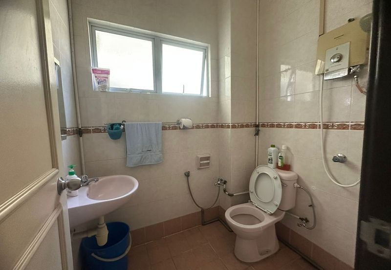 Meridian Townhouse Jalan SS23/12 - 3R/2B for rent 