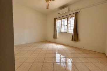 Bayu Puteri Apartment