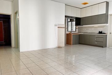 Bayu Puteri Apartment