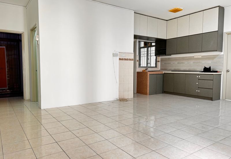 Bayu Puteri Apartment