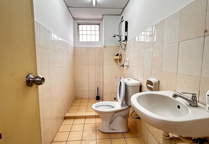 Bayu Puteri Apartment