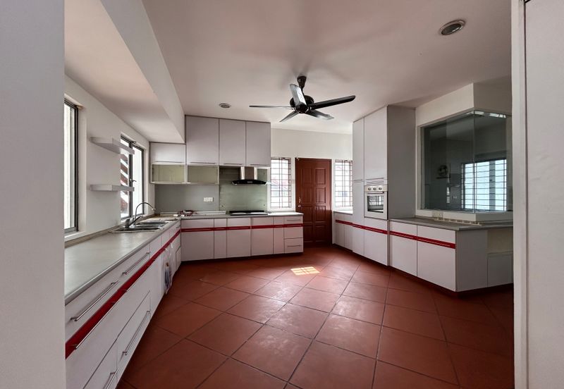 Winchester, Ara Damansara