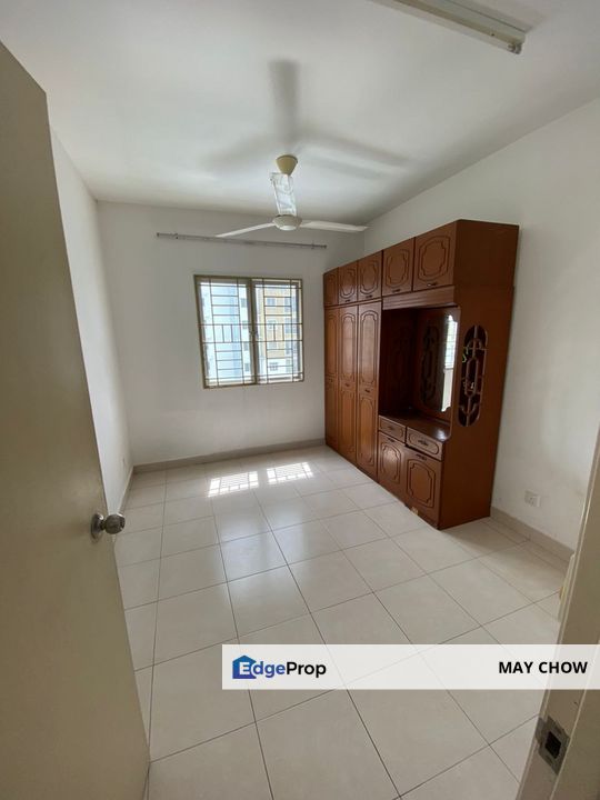 Seri Baiduri Apartment Setia Alam - Corner, high floor apartment unit for sale (Swimming pool view), Selangor, Setia Alam/Alam Nusantara