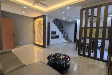 Seri Austin East Zone