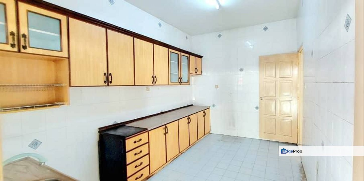 DOUBLE STOREY HOUSE TAMPOI JOHOR BAHRU, Johor, Tampoi