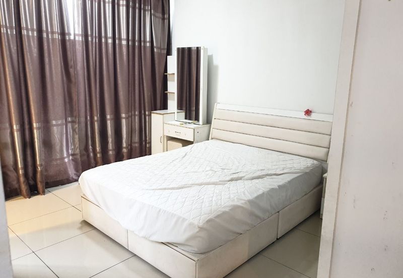 Dedaun Hijau (Greenfield Regency)