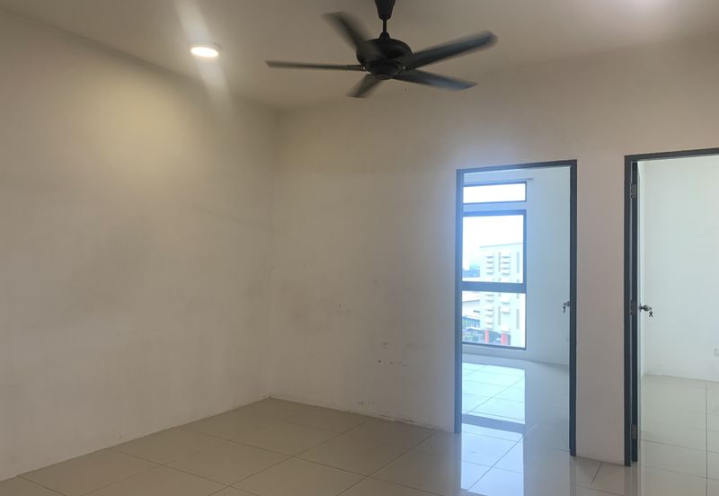 V12 Sovo (Menara Suria)