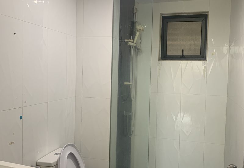 V12 Sovo (Menara Suria)