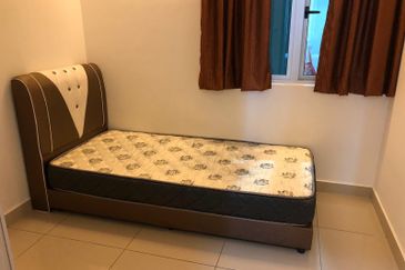 Covil By The Sea @ Meridin Bayvue