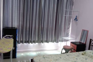 Dedaun Hijau (Greenfield Regency)