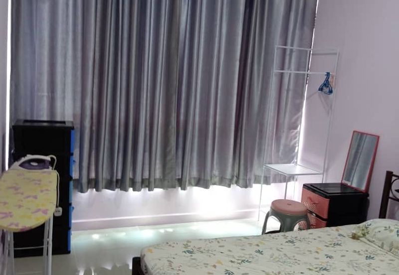 Dedaun Hijau (Greenfield Regency)