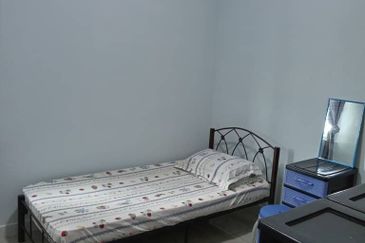 Dedaun Hijau (Greenfield Regency)