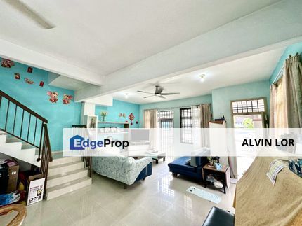 Bukit Indah Double Storey End Lot with Land, Johor, Bukit Indah