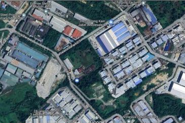 Semenyih Sungai Lalang 10 acres Leasehold Industrial Land For Sale
