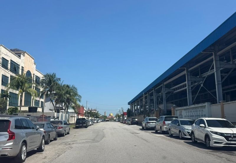 Balakong Industrial Land & Factory for Sale