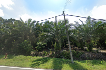 Freehold Industrial Zoning Land for Sale at Sg Rambai, Jenjarom