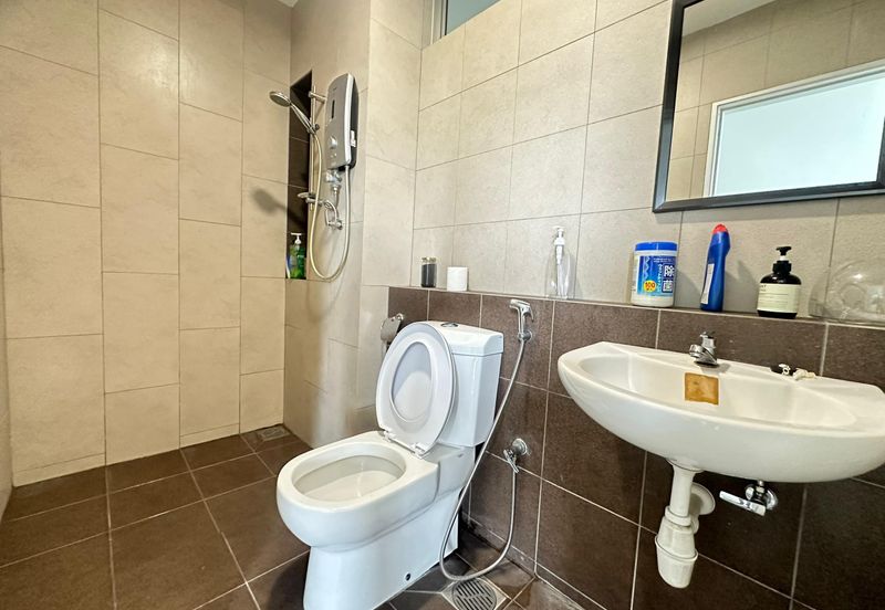 Jadite Suites @ Jade Hills