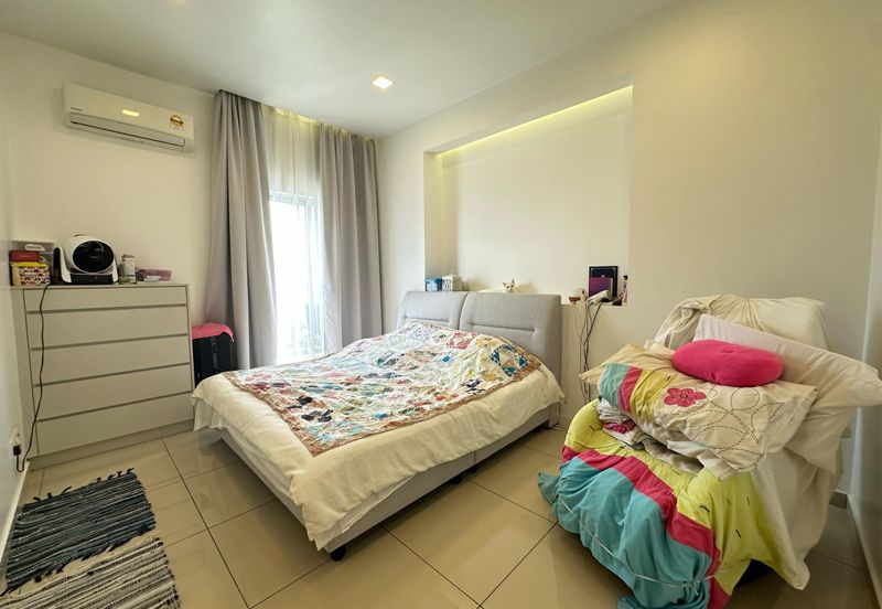 Jadite Suites @ Jade Hills